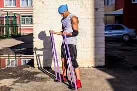 轻伤不下火线！哈登仍将首发出战尼克斯卢：他渴望每场都打