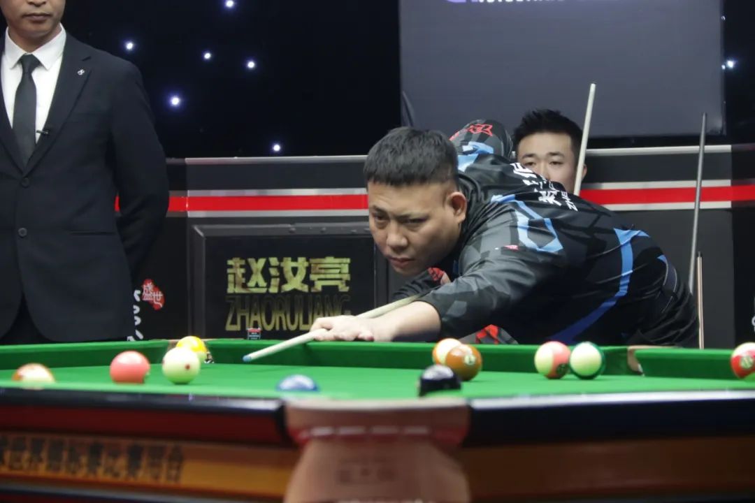 在德国站的 在德国站的