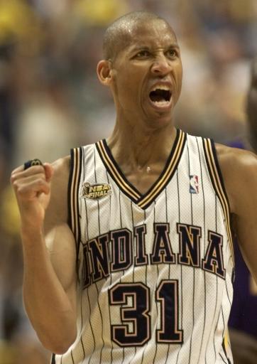 火石间腾空 火石间腾空